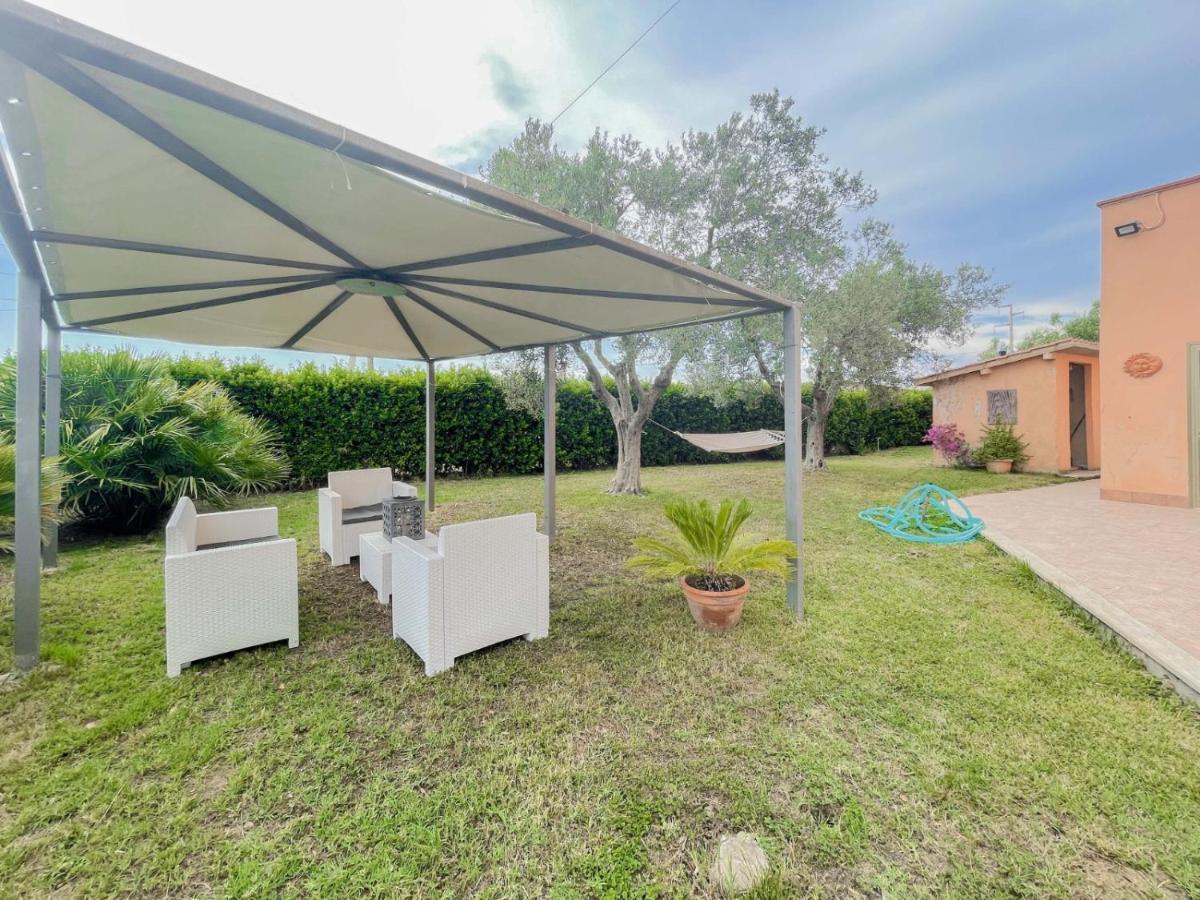 Villa In Campagna Tra Natura E Verde Montalto di Castro Kültér fotó